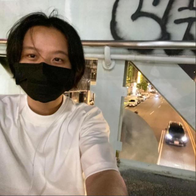 每月3万台币是空话?林靖恩街头流浪乞讨食物遭拒,精神状态很差