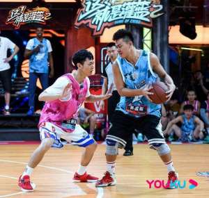 白敬亭的综艺(《这就是灌篮》第二季超燃开播 白敬亭超远三分引爆全场)