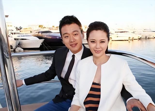 女星关悦:嫁给模范丈夫佟大为,生活中也要哭