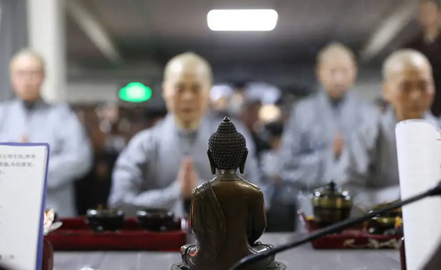 东北“纯正”尼姑庙:不搞旅游、不收门票,每年特定时间去乞食
