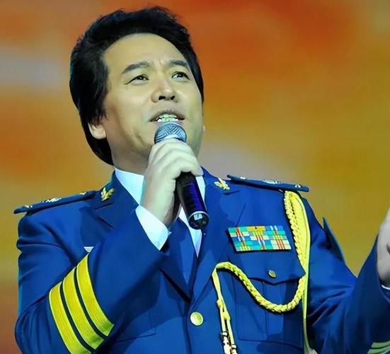 佟铁鑫:一婚娶歌手金曼生下儿子,二婚娶带娃林丹诗,如今咋样