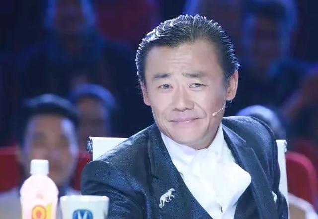 上海滑稽戏,咋就从顶流“跌下神坛”了?还有救吗?