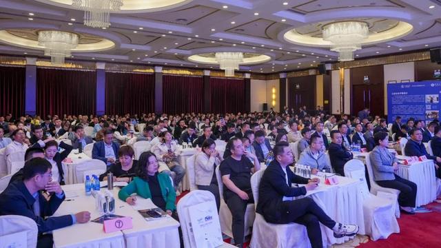 晋中市委书记会见姜岚昕，被聘请为晋中市工商界智库首席战略顾问