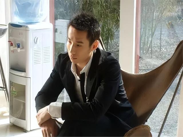 婚内包养奥运冠军,诈骗27位明星近6000万,国脚前妻王媞下场凄惨