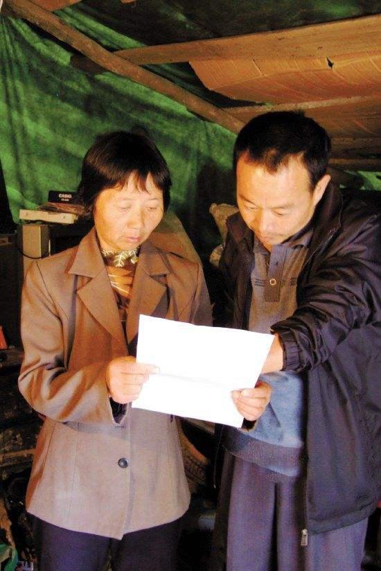 2007年,河南村民举报恶霸,遭报复砍断双手,事后向警方索赔70万