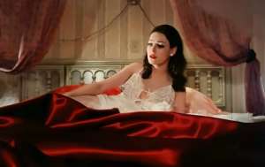 温柔乡电影(《温柔乡》：“性”与灵魂的觉醒，一部挑战禁忌的自由公颂歌)