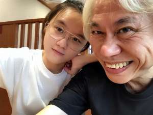 三万台币(每月3万台币是空话？林靖恩街头流浪乞讨食物遭拒，精神状态很差)