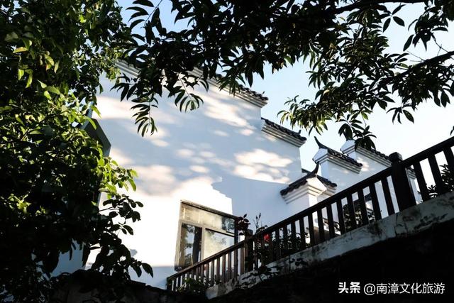 古寨、星空、茶香、瀑布!今夜你想与谁共眠?