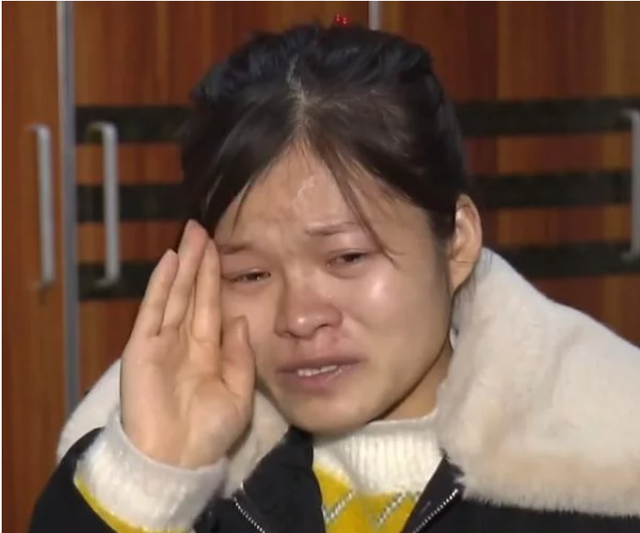 50多岁的单身汉一生未婚，突然天降一个女儿，医生鉴定：亲生的