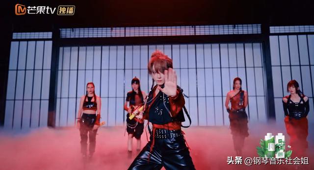 《乘风2024》总决赛:团秀舞台排名争议,刘忻成本季最大遗憾