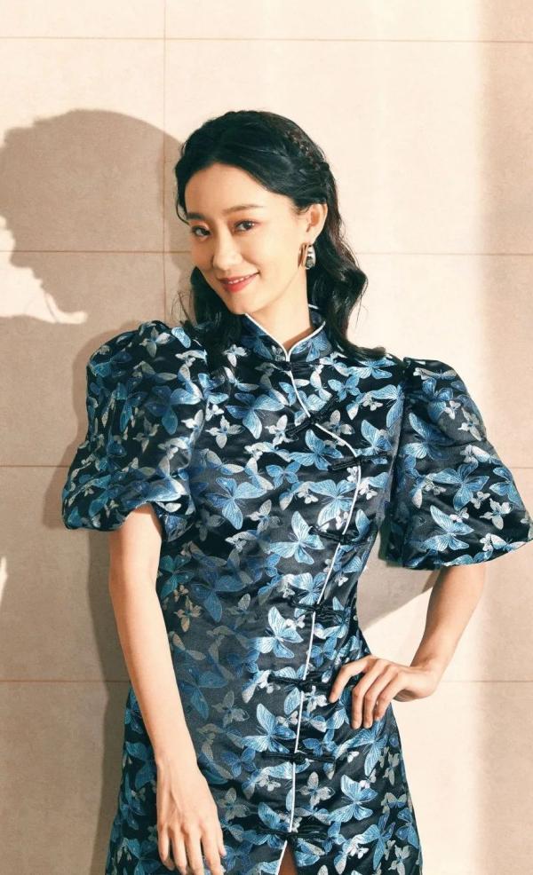 喜剧界最美女演员,变身“国民妈妈”!49亿,她值得