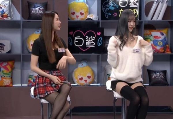 因解说CF赛事而大火的女主播,歆儿第四,超美腐团儿也输给了她