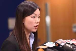 韩国女主播门把完整(韩国女主播中环直播遭非礼 涉案男子遭港警拘捕)