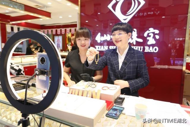 多元化业态转型，每个仙桃人都逛过的银泰仙商又有大变化