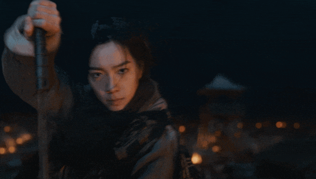 她一夜爆火,打脸多少女明星!