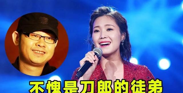 云朵直播时泪洒屏幕,观众怒骂竟揭露了粉丝们的真面目?