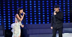 女主播滴水(云朵直播时泪洒屏幕，观众怒骂竟揭露了粉丝们的真面目？)