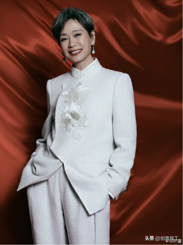 她一夜爆火,打脸多少女明星!