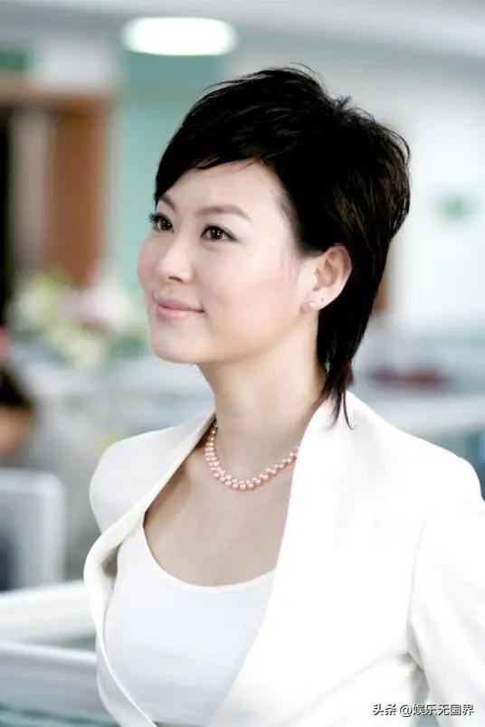 辽宁电视台16位美女主持人,刘心悦身材高挑,气质出众