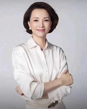 中央电视女主播名单(十二位央视美女主持人，每一位都是才貌双全，有没有喜欢的女主播)