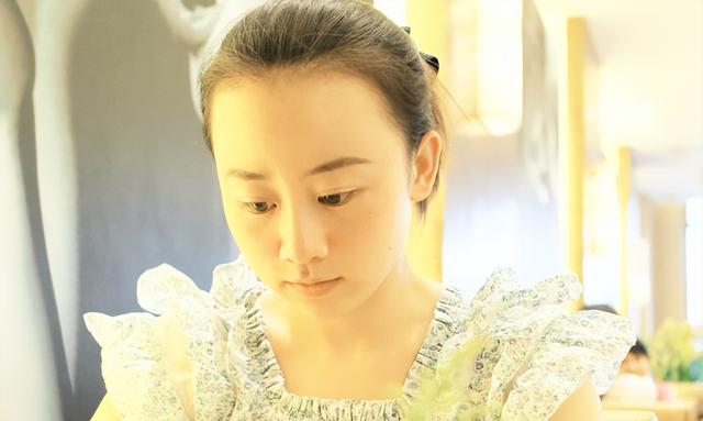 13年香港美女主持发文《我被大老虎霸占的4年》:每天一万不开心