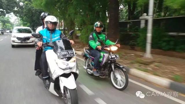 印尼网约摩的版“滴滴” 还有很多兄弟！