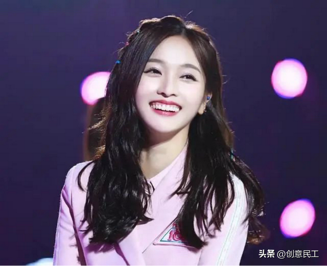 她一夜爆火,打脸多少女明星!
