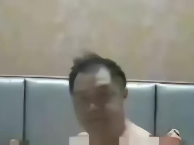 毁三观!某院长在宾馆给女主播治痔疮,摄像头拍全程,视频曝光