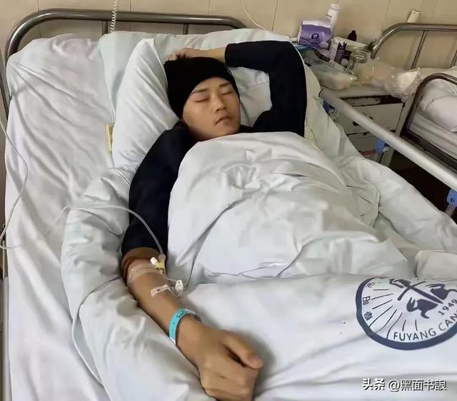 网红“青海摇阿浩”去世!年仅26岁额头纹天眼,后悔抽烟酗酒熬夜