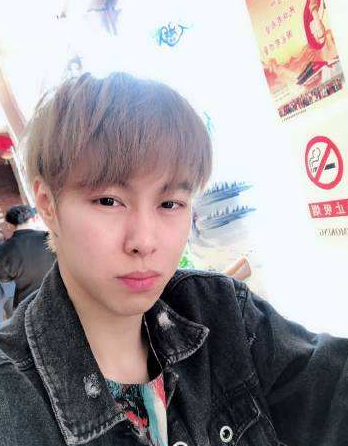 原来你是这种包子!知名LOL火星包主播无意中点开100G私藏小电影