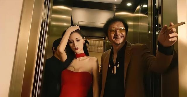 甘婷婷新片露肉镜头太多被投诉，尺度大儿童不宜，网友怒斥太荒唐