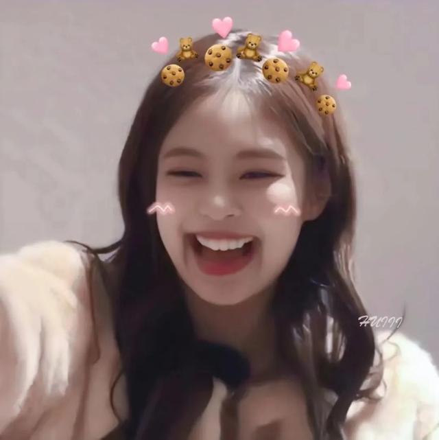 BLACK PINK成员Jennie奶里奶气可爱头像
