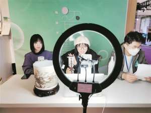 b站女主播琉璃(“云端陶博”给你不一样的精彩)