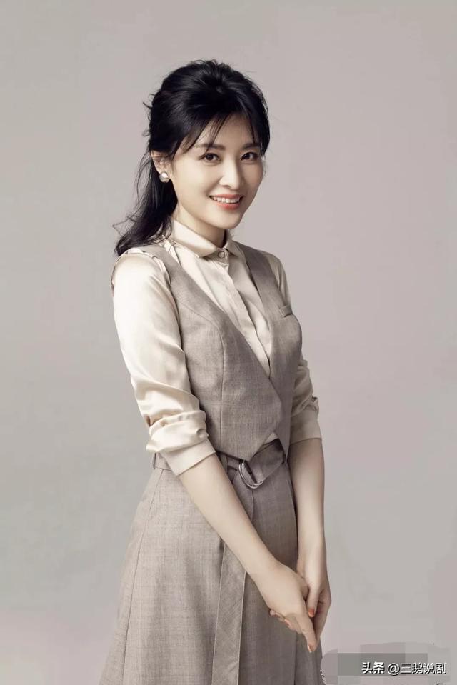 中国最好看最有韵味的十六个美女主持人