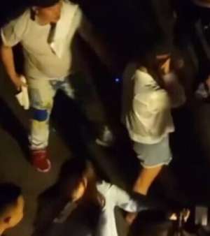 打屁股视频女主播(打滚、打屁股、淋洗脚水……低俗直播，不堪入目)