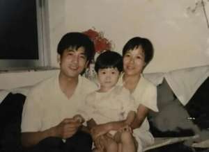 聋哑女主播蕾欧娜(美女主播竟是聋哑人有梦想谁都了不起)