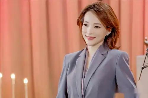 10个大美女,是央视各频道的“当家花旦”,最性感的是“六公主”