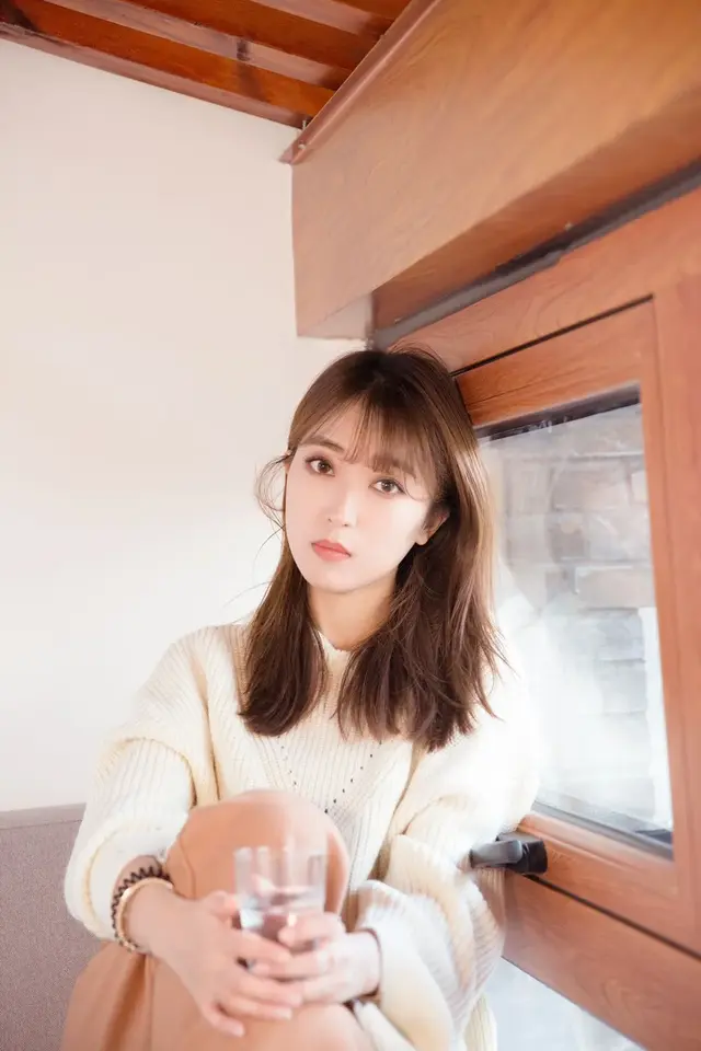 畅销书作家&治愈系女主播—蕊希:她的声音,让5000万双耳朵上瘾