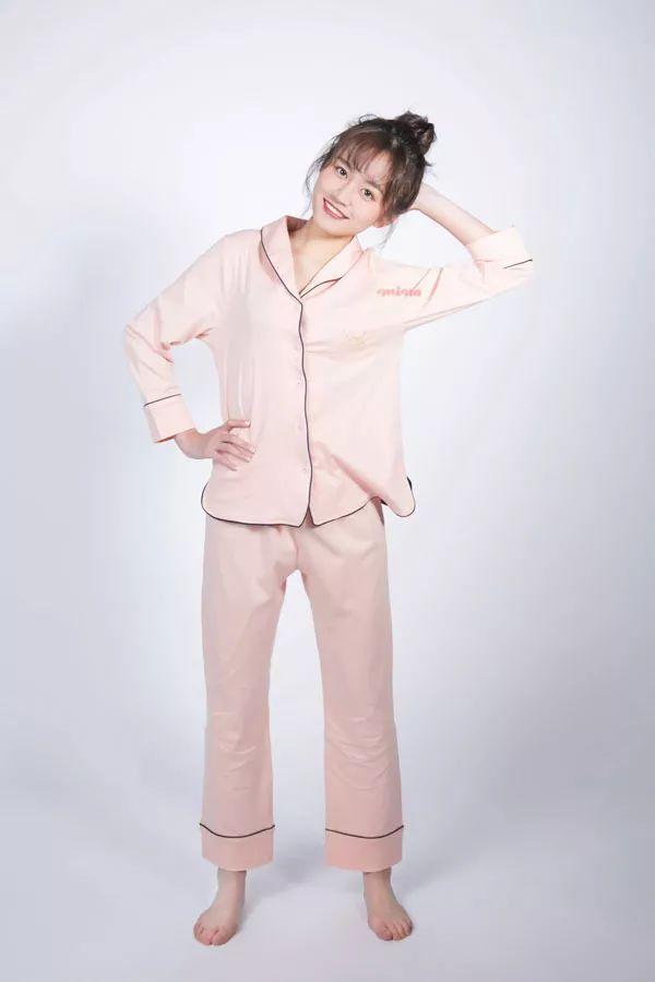 韩国95后“水蜜桃系”少女 也太甜了吧!!!