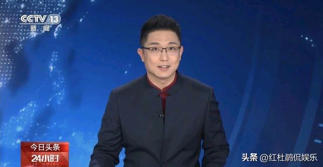 30位央视新闻主播的春节出镜服装,让人赏心悦目,谁搭配最好看?