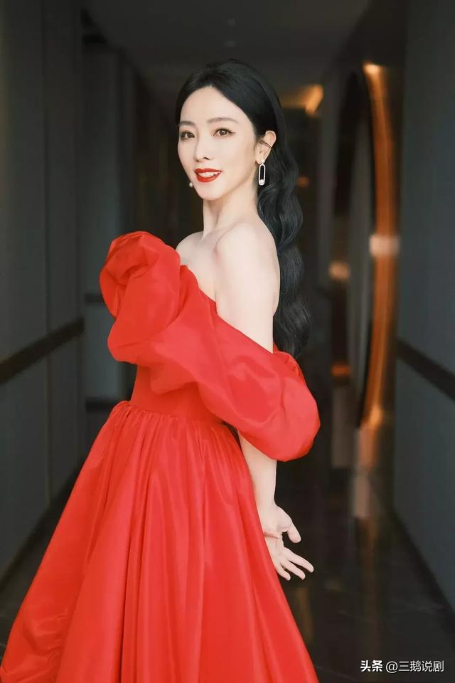 央视最漂亮的女主持人，个个才华横溢貌美如花，你更喜欢谁？