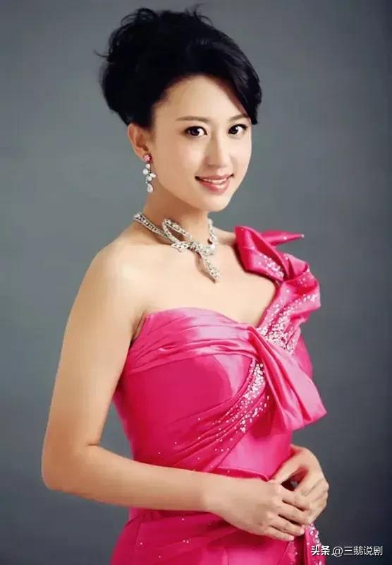 央视最漂亮的女主持人，个个才华横溢貌美如花，你更喜欢谁？