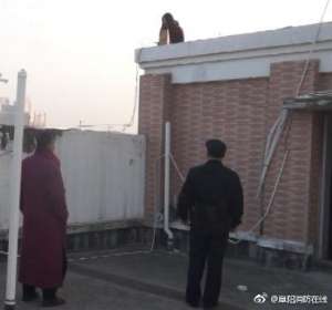 女主播整容(女主播整容失败，上午轻生救回，晚上跳楼身亡)