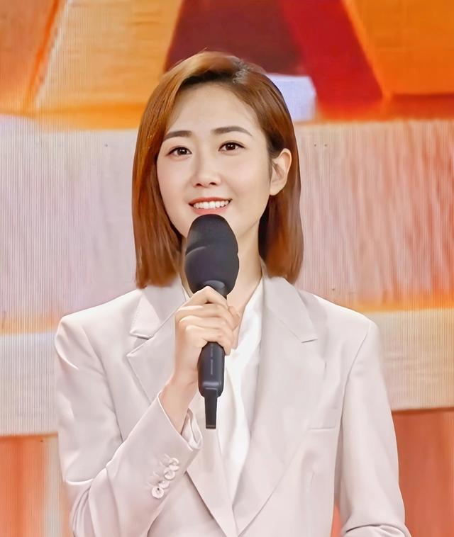 央视二十位著名女主持人排名