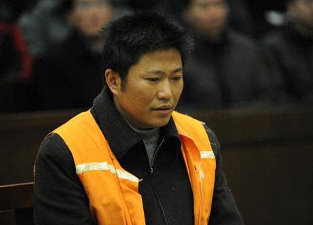 2015年,央视实习女主播被男友砍死家门口,8年感情换来夺命7刀