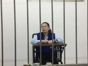 搜索黄鳝女主播(“黄鳝门”女主播一审获刑1年9个月涉案平台非法牟利700万)