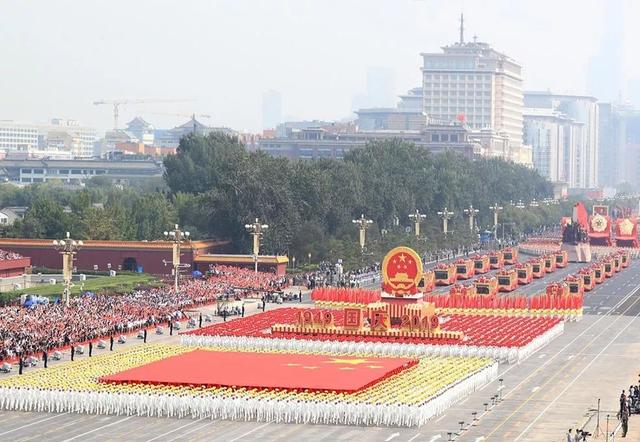 70 周年阅兵 地方台、视频网站多维报道复盘