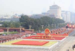 美女主播颜葵个人照片(70 周年阅兵 地方台、视频网站多维报道复盘)