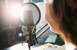 91 女主播(“榜一大哥”连骗6名女主播近91万，获刑11年6个月)