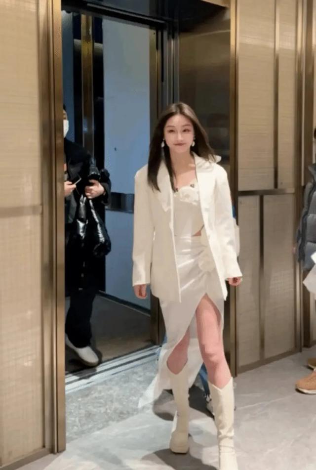 盘点那些年LOL美女解说主持,有人风光无限?有人销声匿迹?